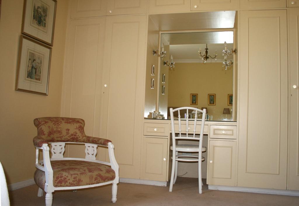 Dalmeny Cape Town Room photo